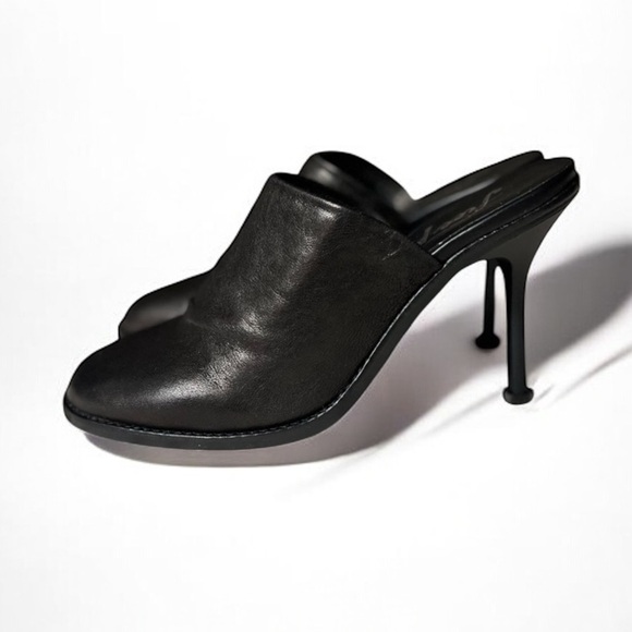 🌻NEW NWOT Free People Black Leather Heeled Mule || Size 37 = US Size 7 - Picture 1 of 11